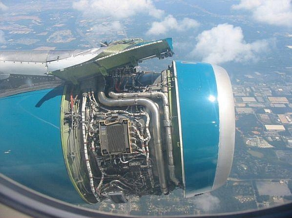 airplane-wing-engine-case-falling-apart